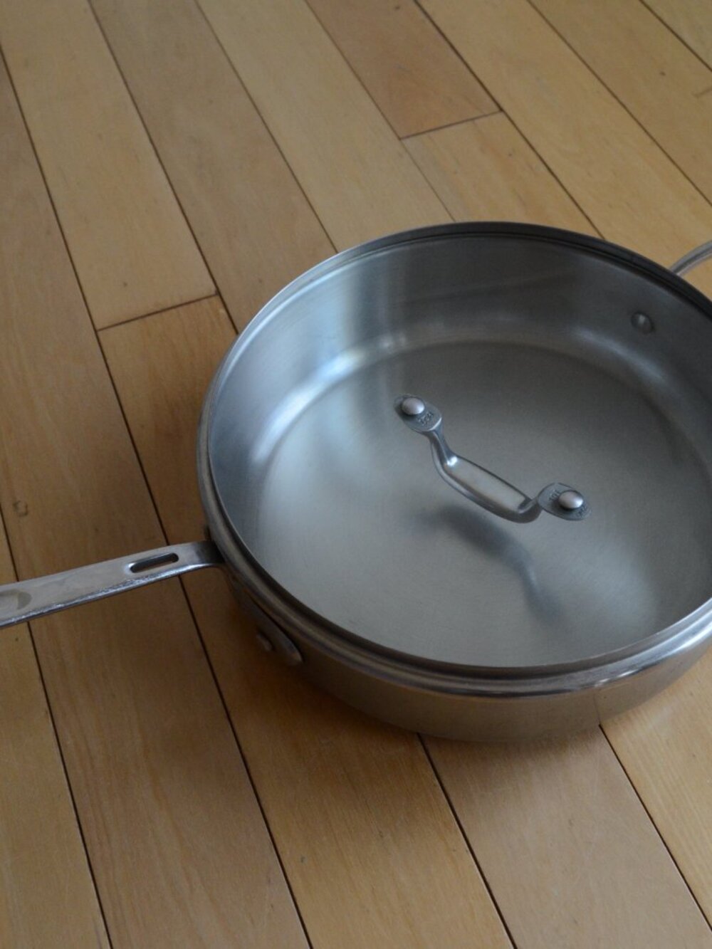 Emeril 3 Qt Saute Skillet Frying Pan & Lid Copper Core Stainless Steel - Picture 12 of 12